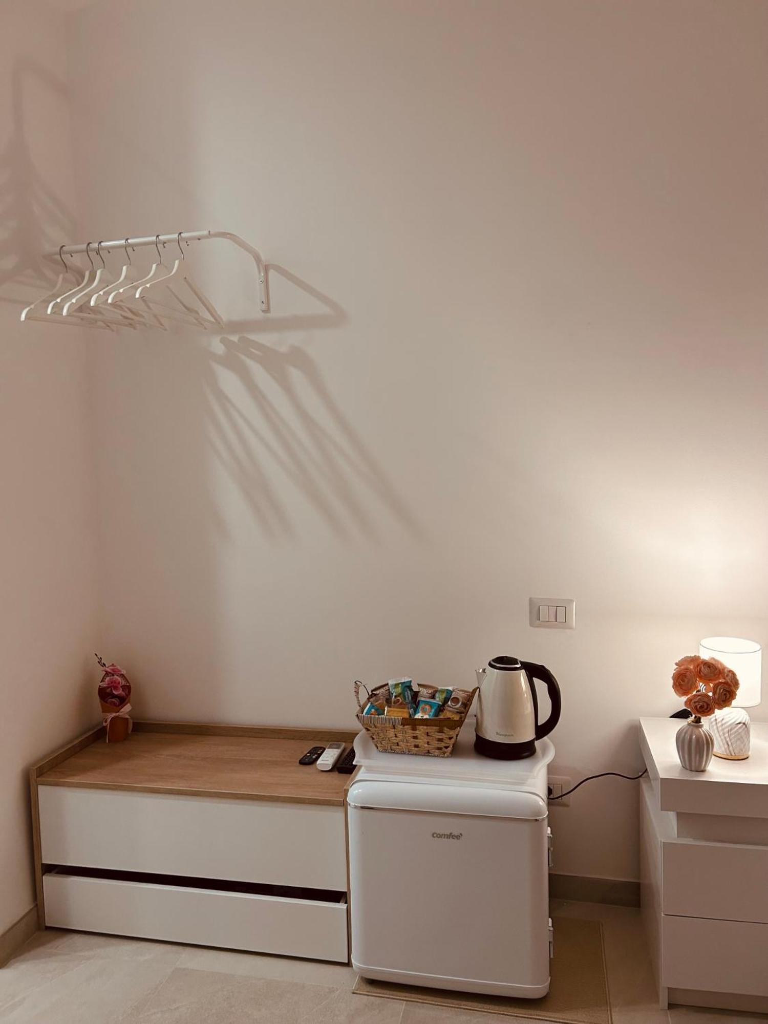 - 200m Dalla Metro A Bed & Breakfast *