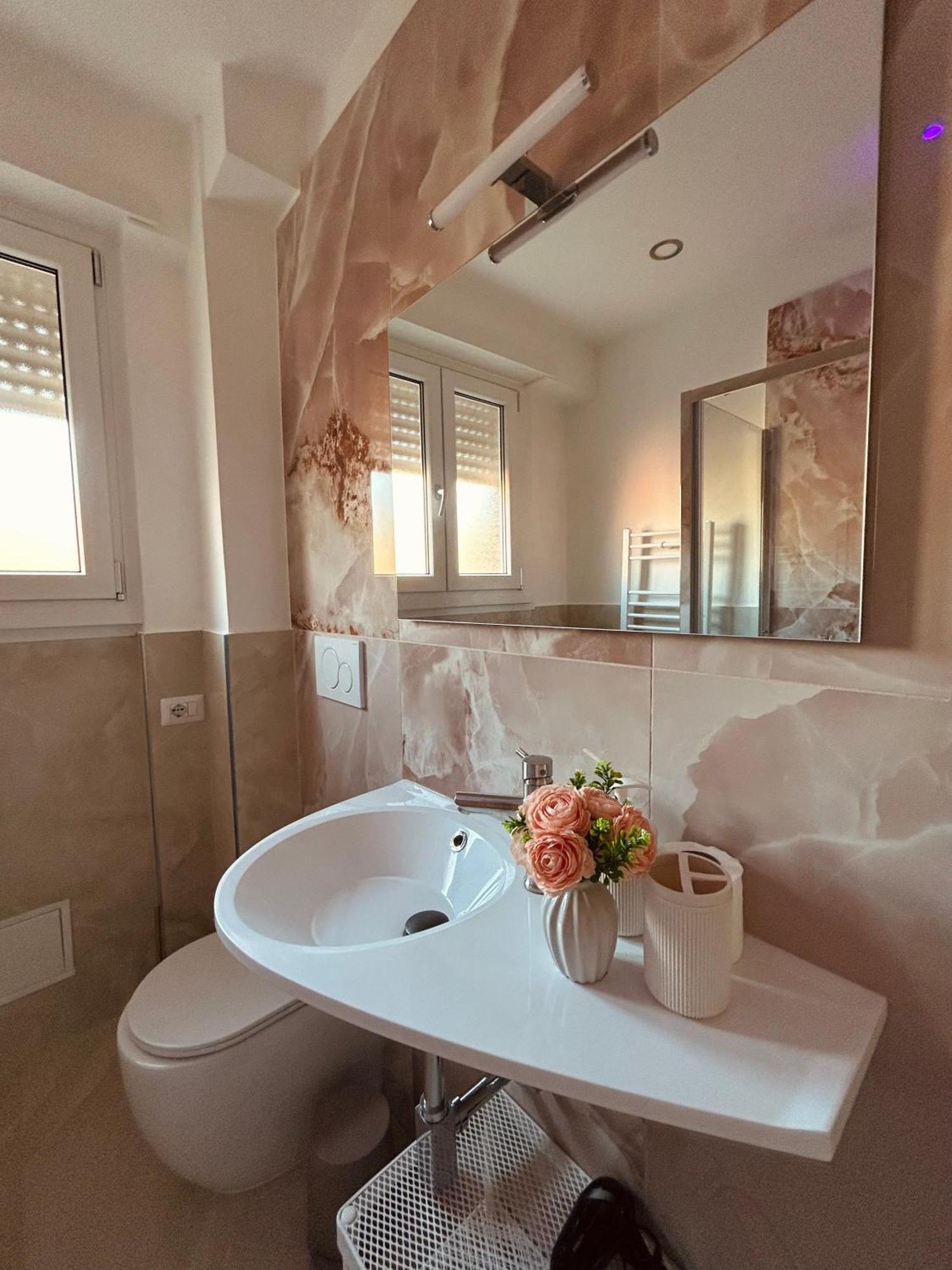 Bed & Breakfast - 200m Dalla Metro A